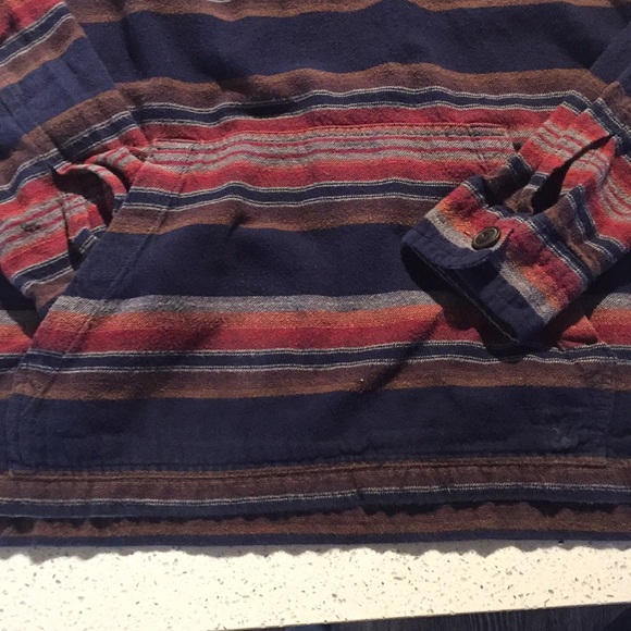 American Eagle Pullover Hoodie - Picture 3 of 3
